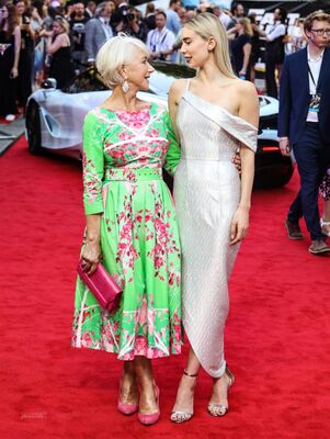 Click to view full size image
==============
VKP200.jpg VKP200.jpg