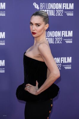 Click to view full size image
==============
VKP753.jpg VKP753.jpg